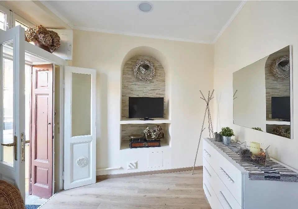 Beautiful Bohemian Apartment In Center Conditioned Air Como