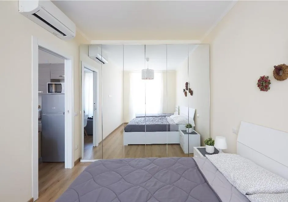 Beautiful Bohemian Apartment In Center Conditioned Air Como
