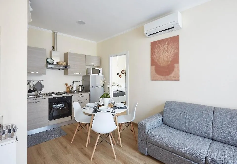 Beautiful Bohemian Apartment In Center Conditioned Air Como